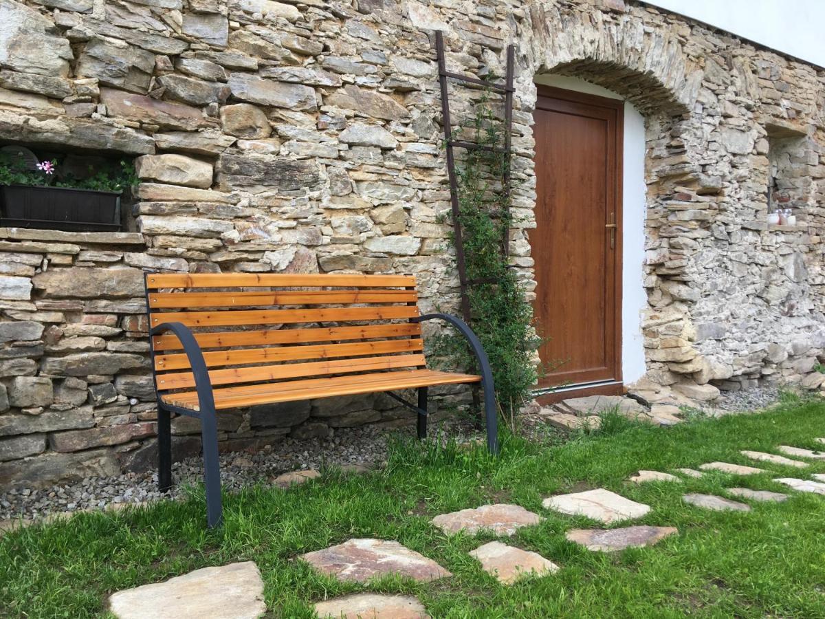 Apartman Na Vrsku Klenovice  Exterior foto